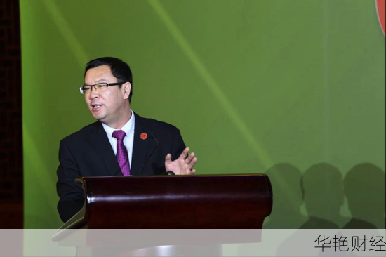 中国财经新闻网朱华斌简介-朱财斌简历